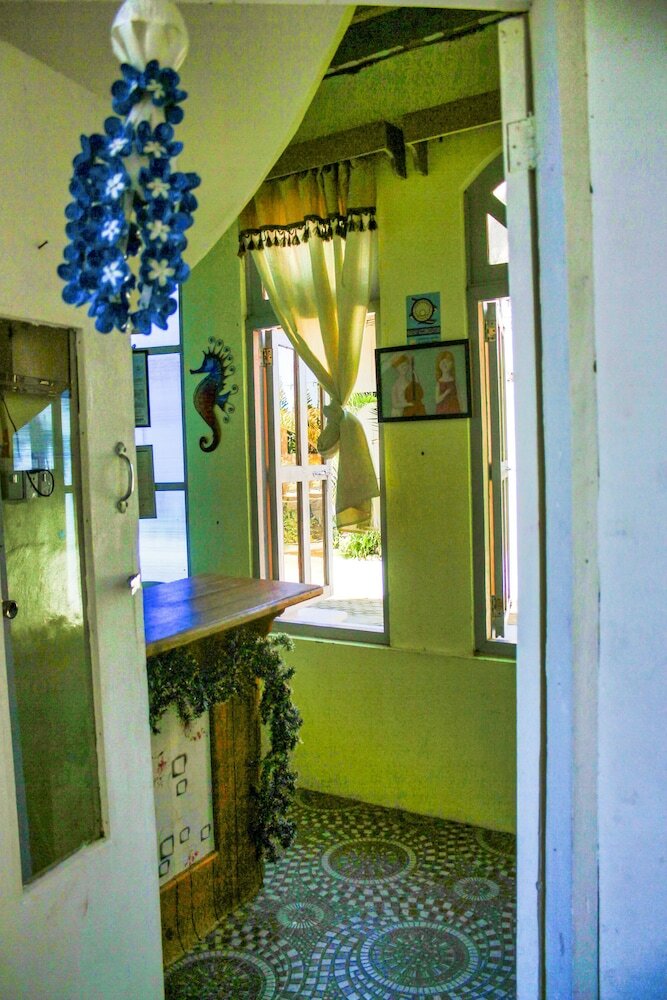 Hotel Pagudpud Rinnovati Beach Resort