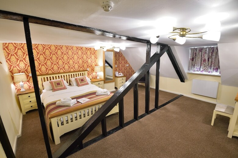 Posada The Royal Victoria & Bull Hotel