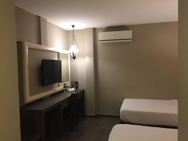 The Grand Jade Hotel