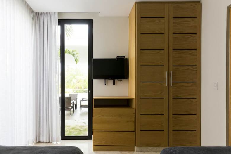 Anah Luxury Condos By Baitna