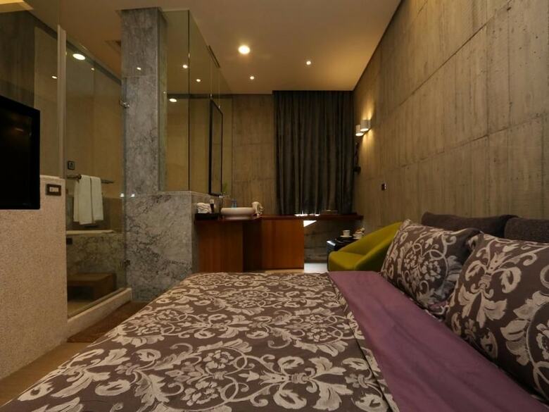 Hotel Smoking Rock Resort