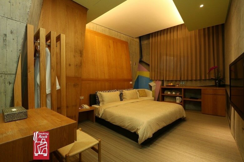 Hotel Smoking Rock Resort
