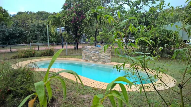 Magnetic Island Bed And Breakfast