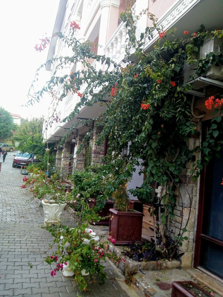 Hotel Lacin Apart Otel