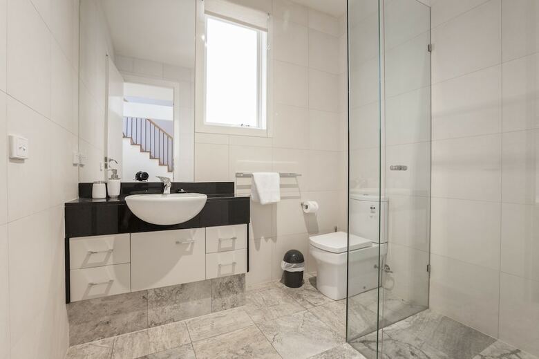 Boutique Stays - Elwood Hideaway