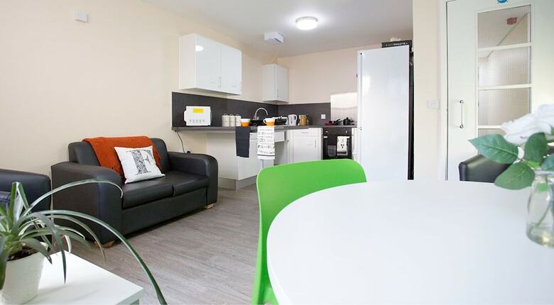 Hostal Agnes Jones House - Campus Residence