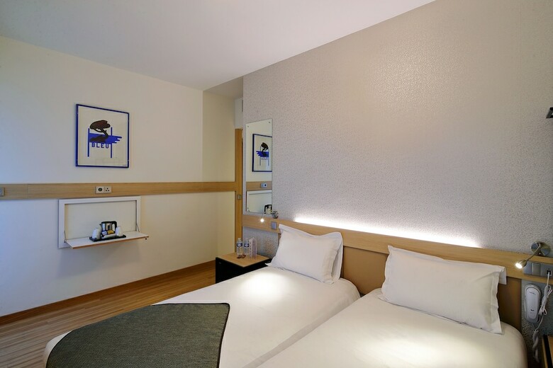 Hotel Hor Les Lumi�res