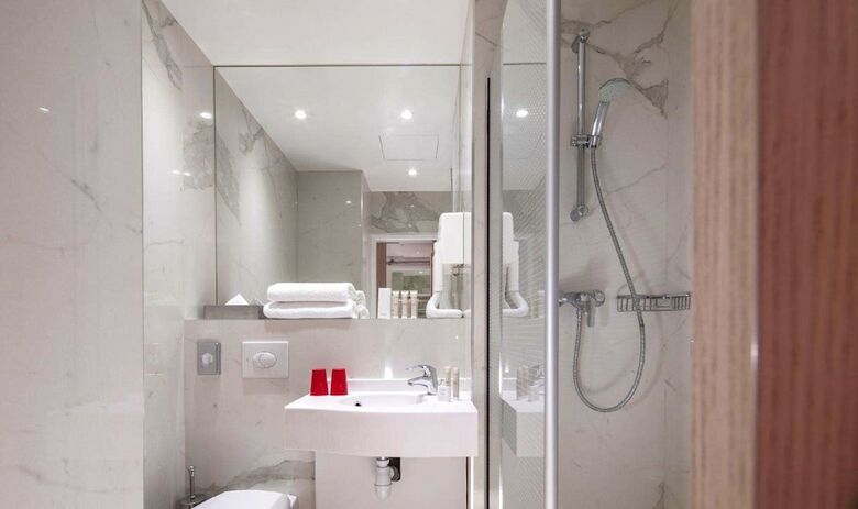 Hotel Hor Les Lumi�res