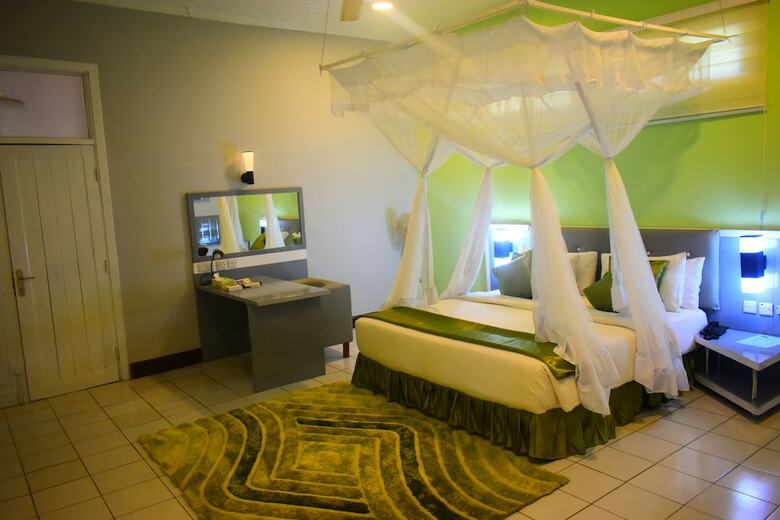 Apartamento Jangwani Sea Breeze Resort