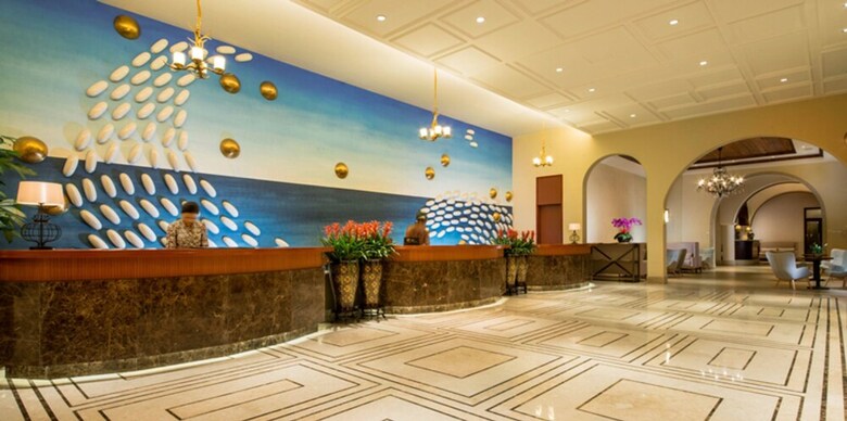 Twin Moon Bay Wehouse Hotel