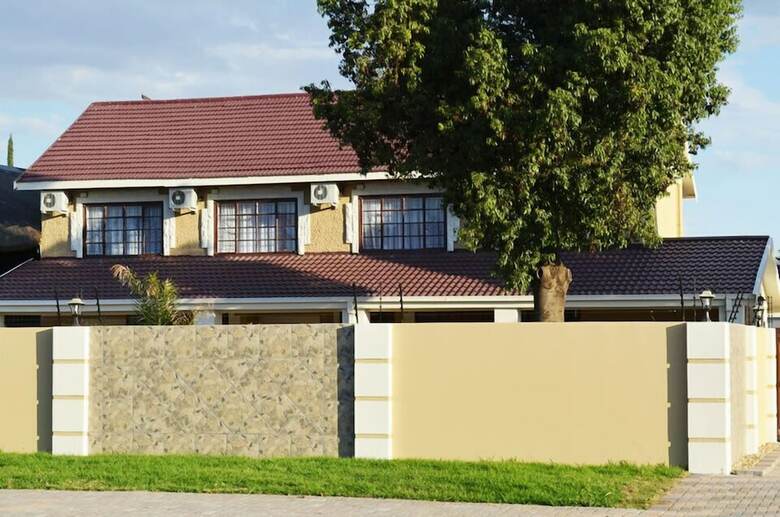 Hotel Rochilla Guest House