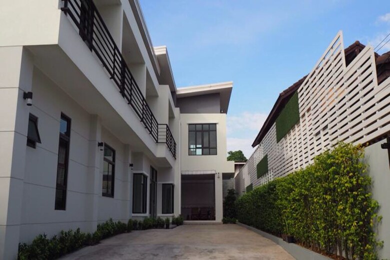 Hotel Private House Sk93