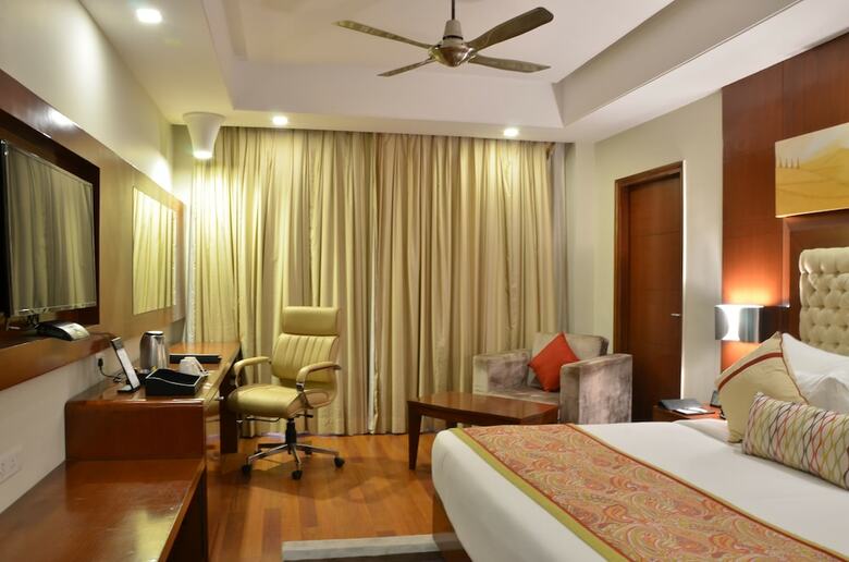 Hotel Grand Hira Resorts