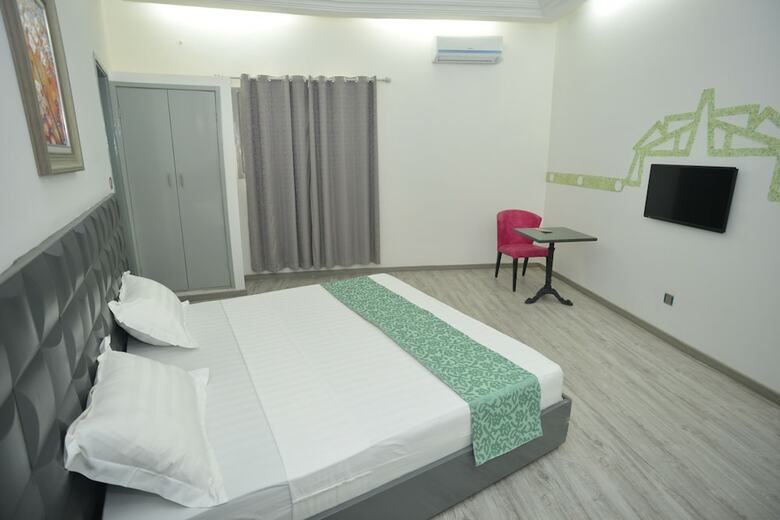 Jess Hotel Kpalim�
