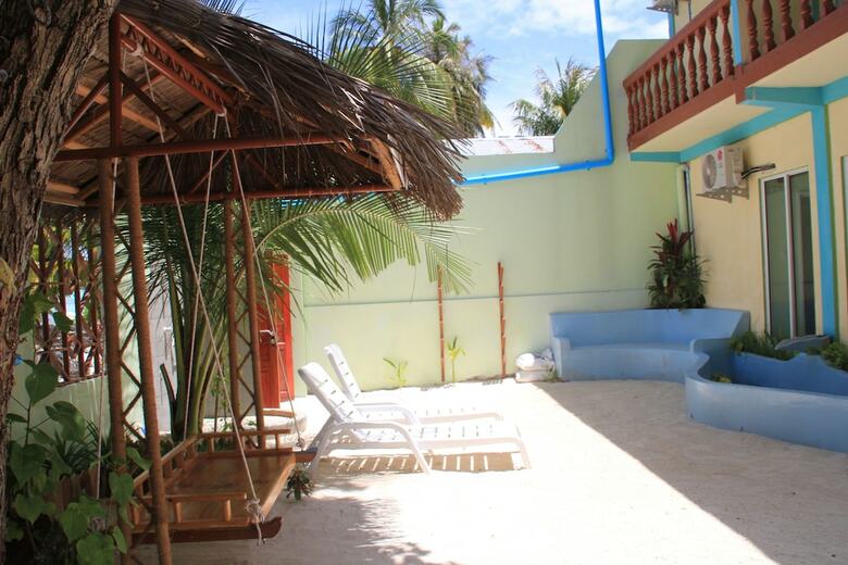 Hotel Medhufaru Inn