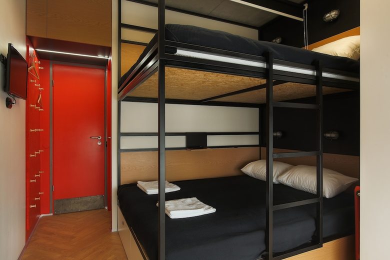 Hostal Suffix Hostel & Apartments