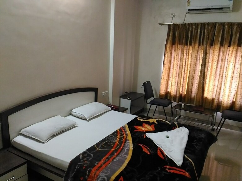 Hotel Bhola