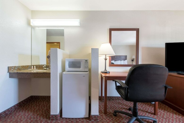 Hotel Super 8 By Wyndham Abilene South