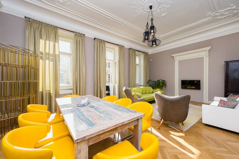 Empirent Grand Central Apartments