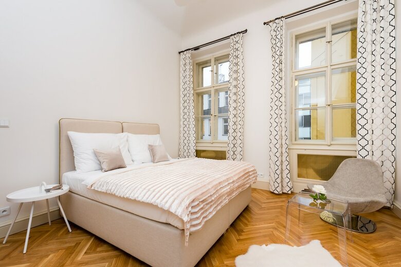 Empirent Grand Central Apartments