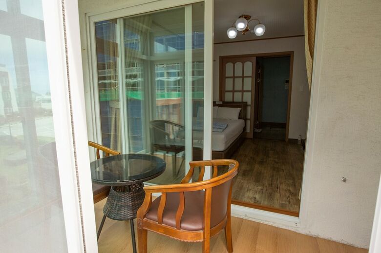 Seongsan Sunrise Pension