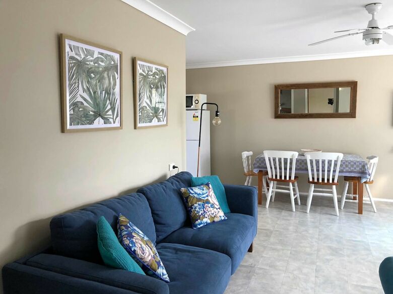 Cabana Laguna Lodge Holiday Units