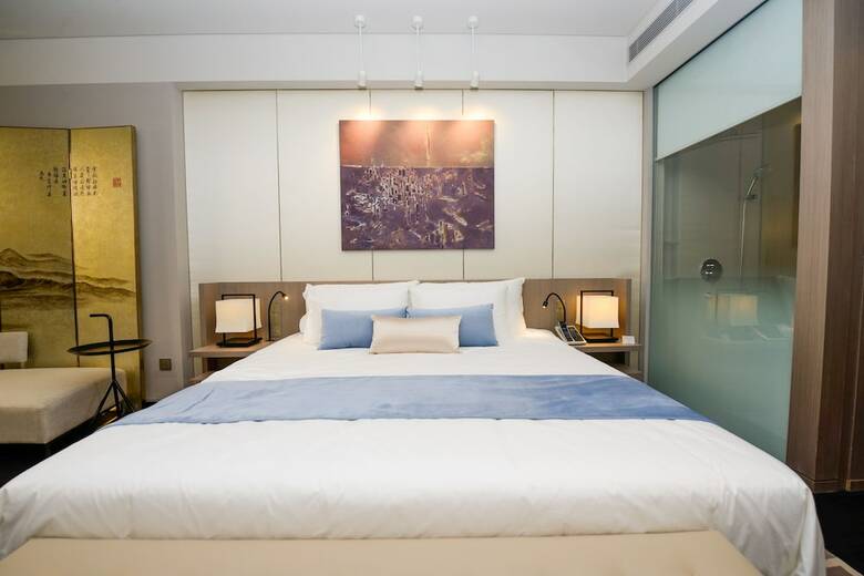Hotel Golden Tulip Bund New Asia