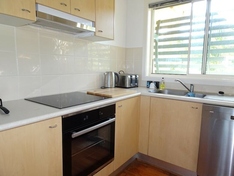 Sea Views At Aqualuna - 3 Bed Apartment