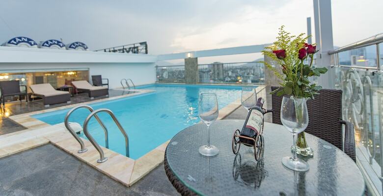 Crystal Hotel
