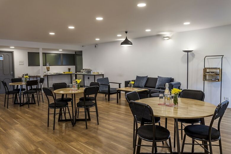 Hotel Oyo Townhouse 007 Indiranagar