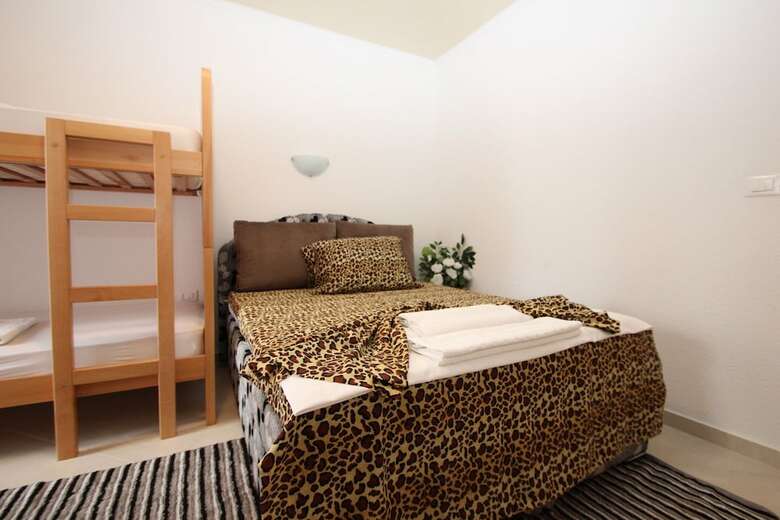 Hotel Guesthouse Emina