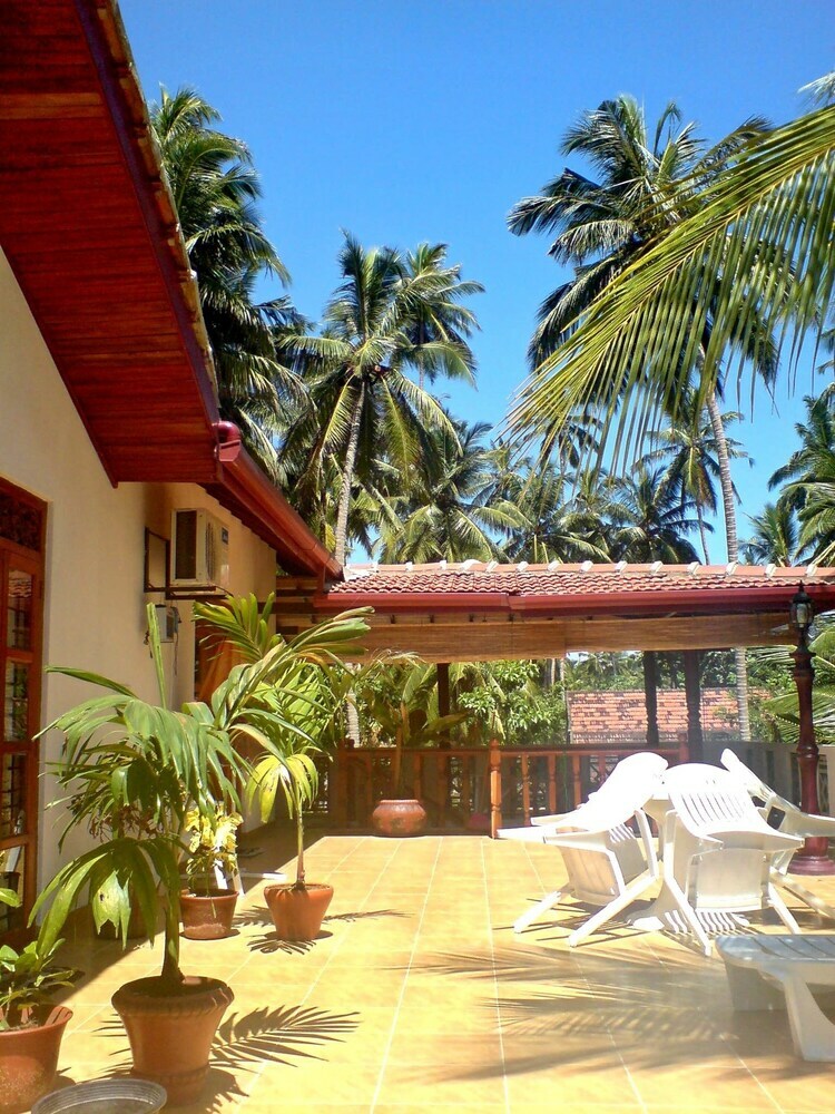 Hotel Sankarest Villa