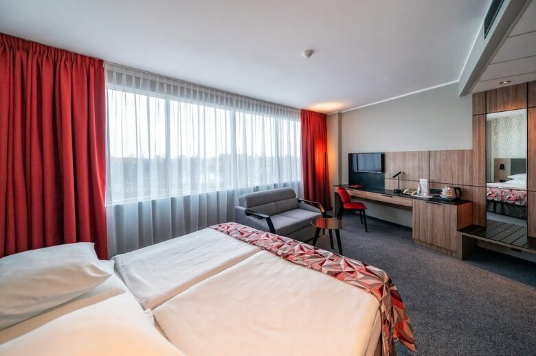 Hotel Hp Park Plaza