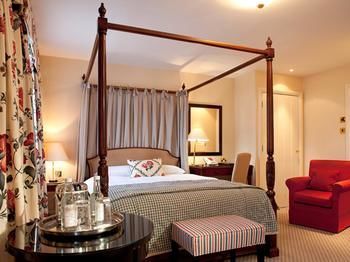 Mercure White Horse Hotel