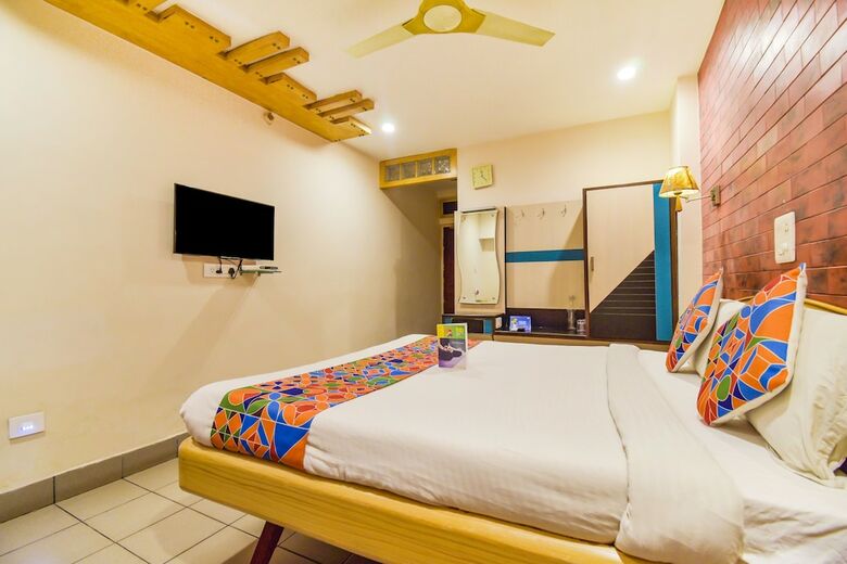 Fabhotel Kinnera Comforts Daba Garden