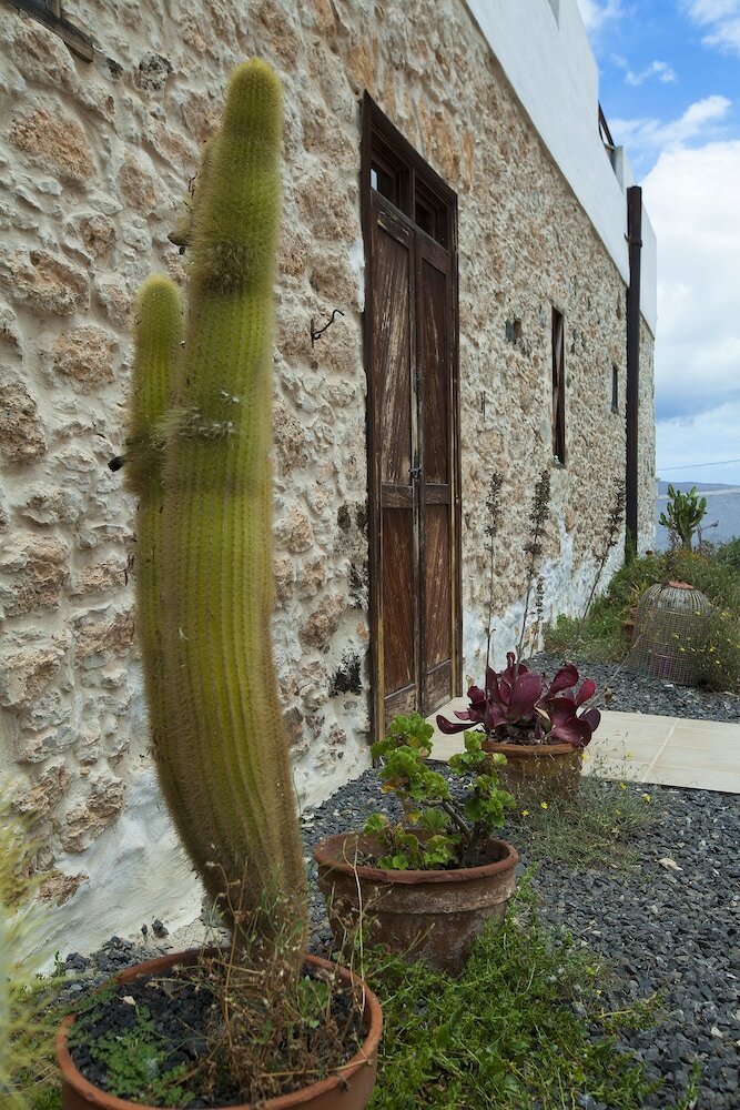 Hotel H. R. Era de La Corte