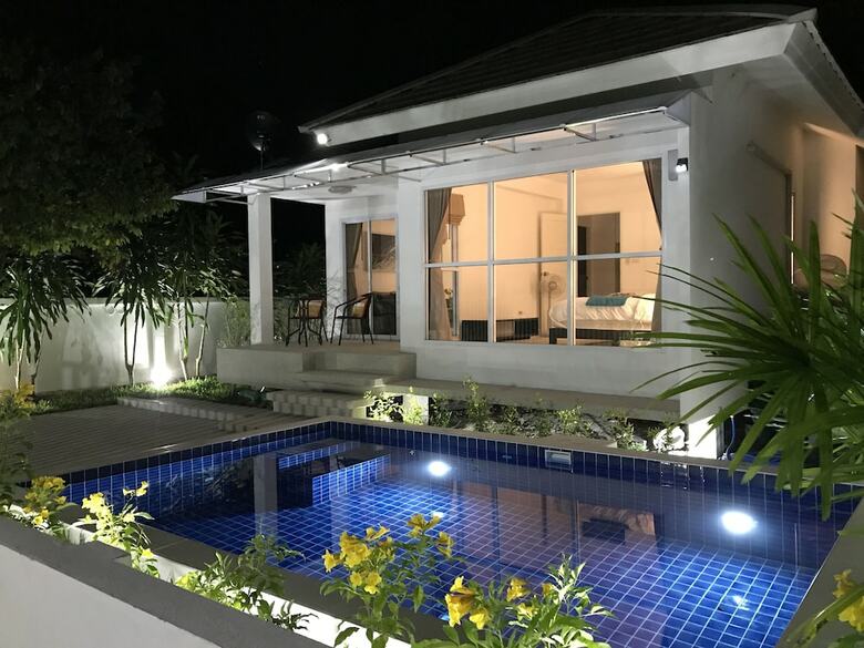 2 Bedroom Pool Villa Walk To Beach