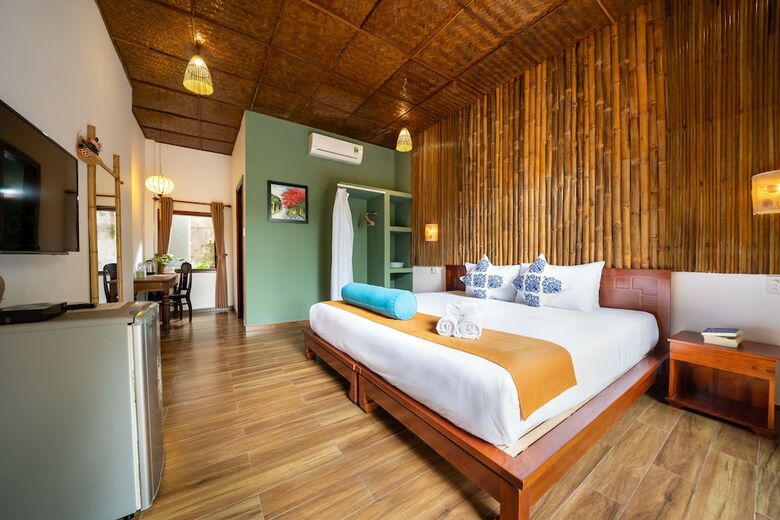 An Bang Gold Coast Villa
