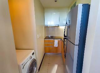 Aparthotel Csuites At 8 Newtown Residences