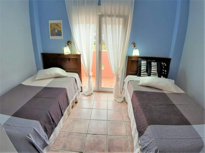 Ydna Apartments