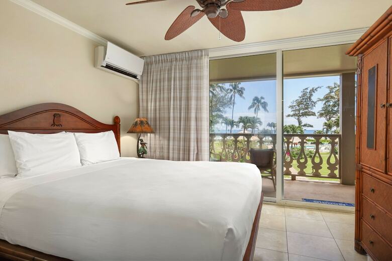 Hotel Aston Islander On The Beach