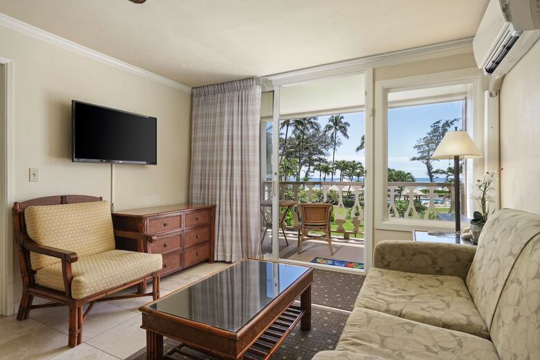 Hotel Aston Islander On The Beach