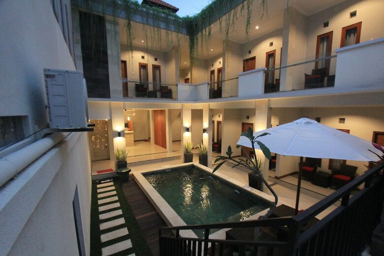 Hotel Tom Guest House