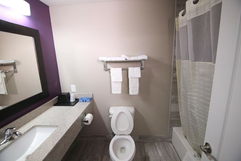 Hotel Home Inn And Suites