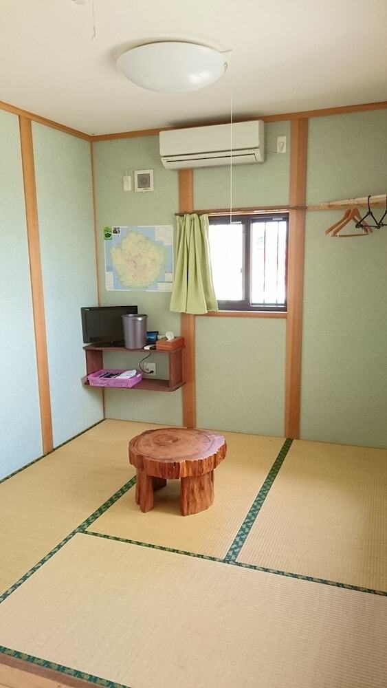 Hotel Minshuku Umikawa