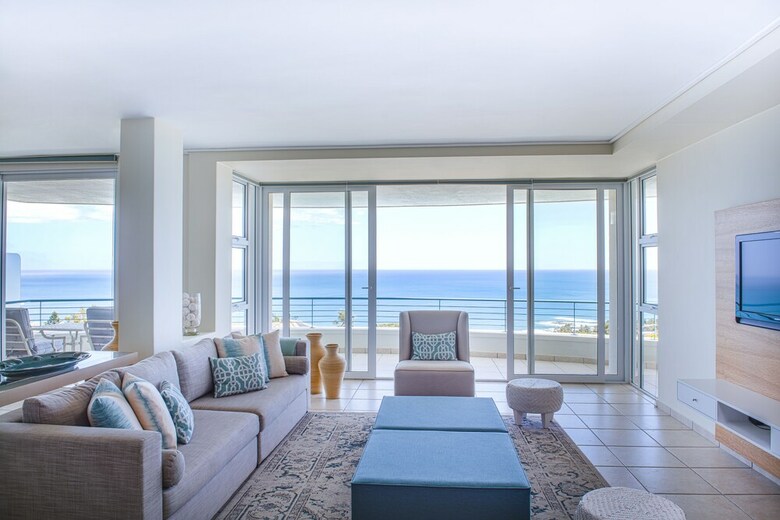 Villa Bay Reflections - Luxury Serviced Apartments