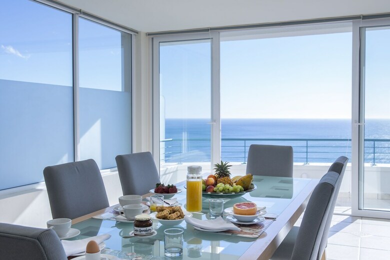 Villa Bay Reflections - Luxury Serviced Apartments