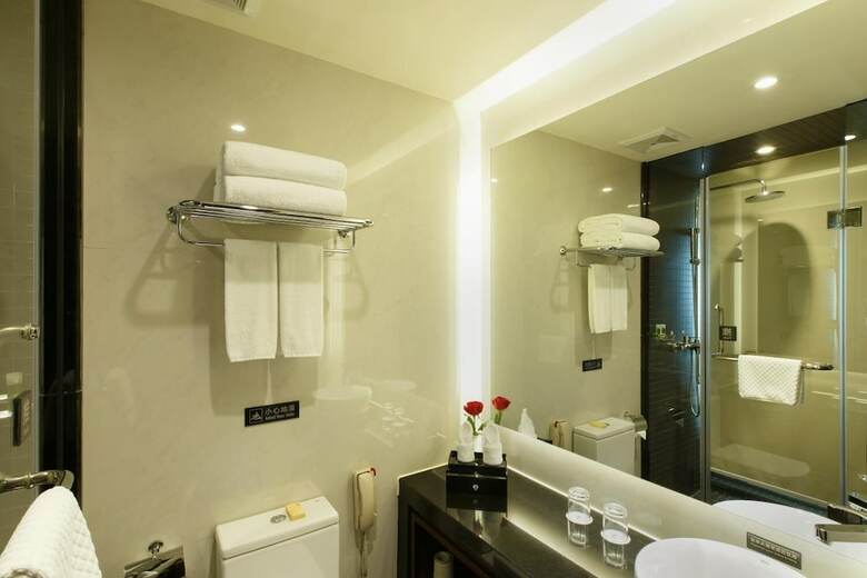 Leeden Jingxi Hotel
