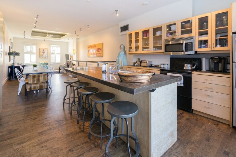 Applewood Suites - The Ossington Loft