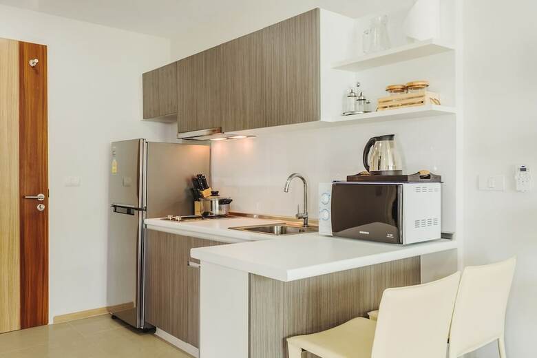Condo In Kata In Ozone - Unit A606
